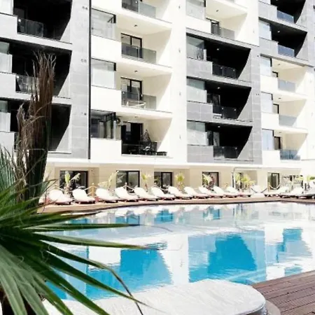 Daire Mamaia Azimuth Pool Navodari